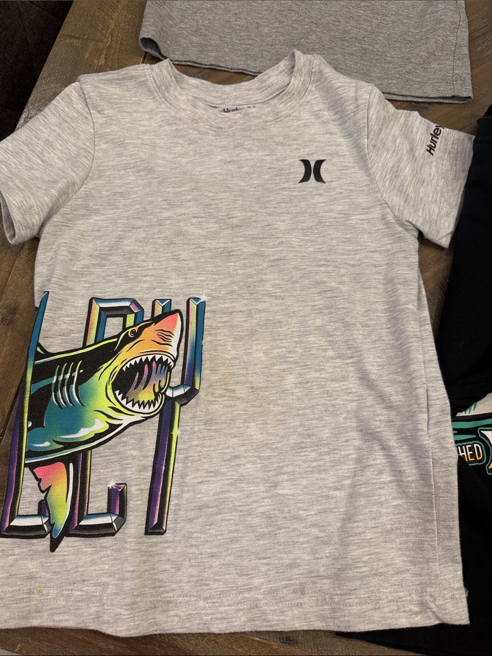 Hurley Kids Graphic Tees Variety Pack - Black, White, Gray, Blue, Teal - Picture 11 of 11